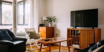 How to Buy TV For Home